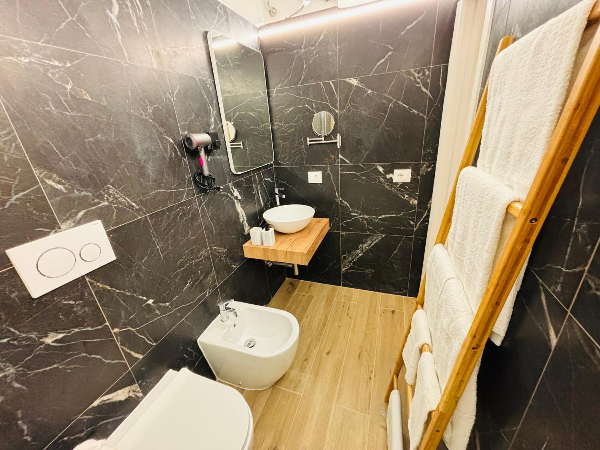 La Petite Suite Сан Ремо Екстериор снимка